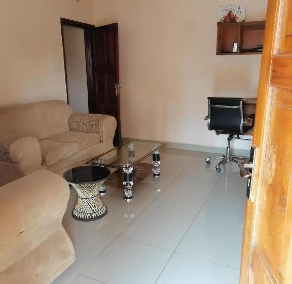 سوییت لوکس, Easy Sleep Guesthouse