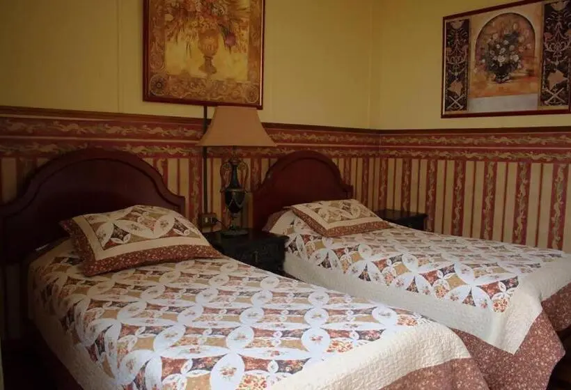 اتاق استاندارد, Hostal Aloha Inn