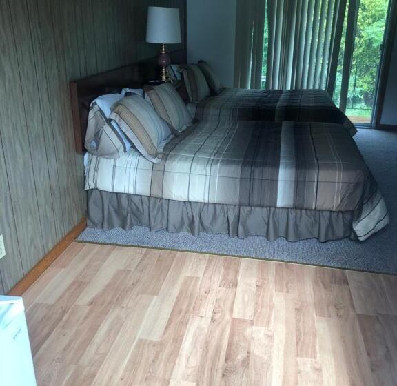 חדר סטנדרט עם מיטת קינג, Michael Dee's Motel