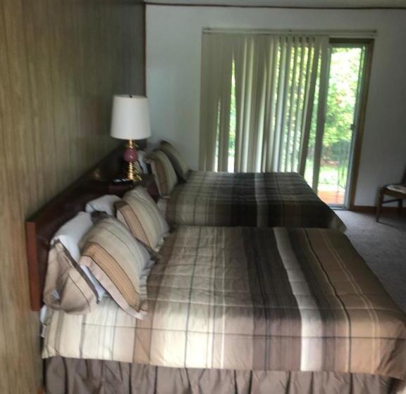 חדר סטנדרט עם מיטת קינג, Michael Dee's Motel