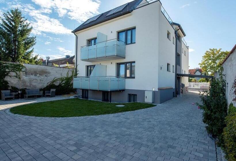 バルコニー付きスタンダードルーム, Wn Rooms