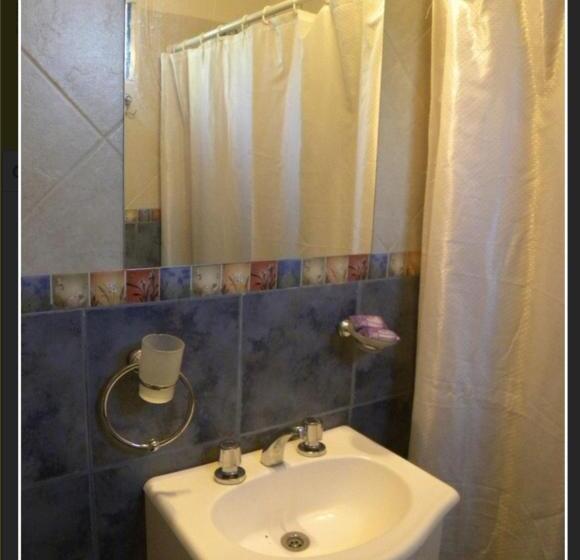 اتاق استاندارد, El Mundo Interior