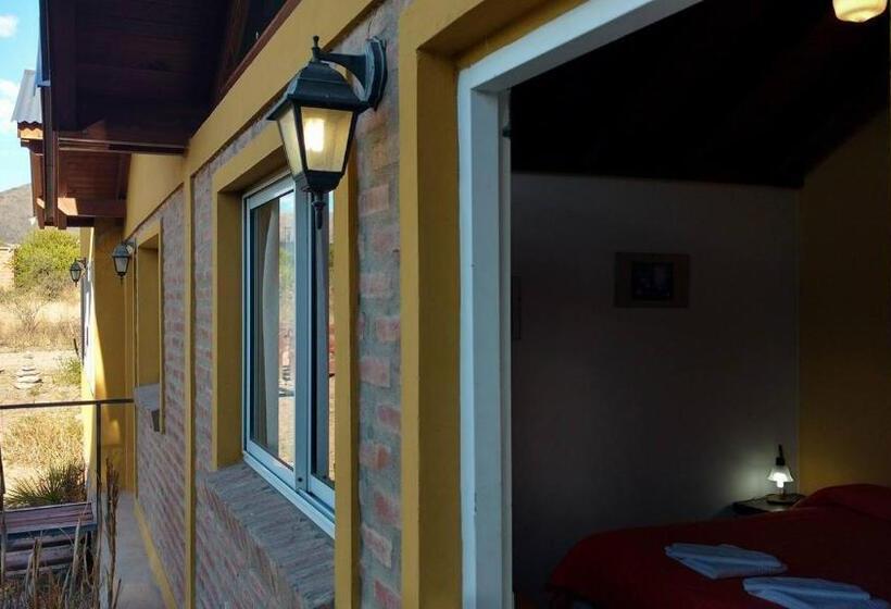 اتاق استاندارد, El Mundo Interior