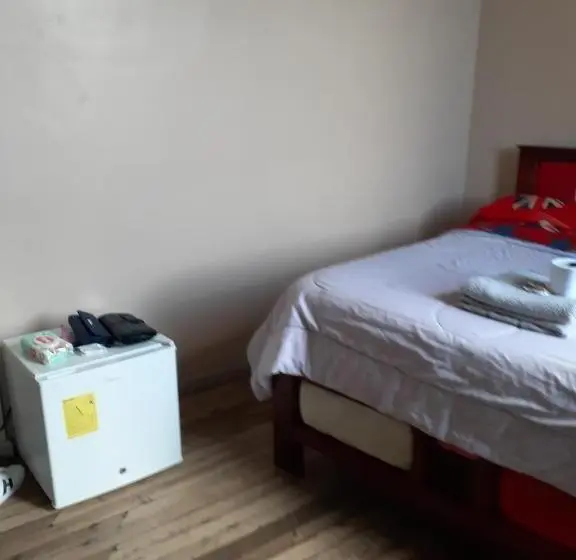 اتاق استاندارد, Hostal Mediodia
