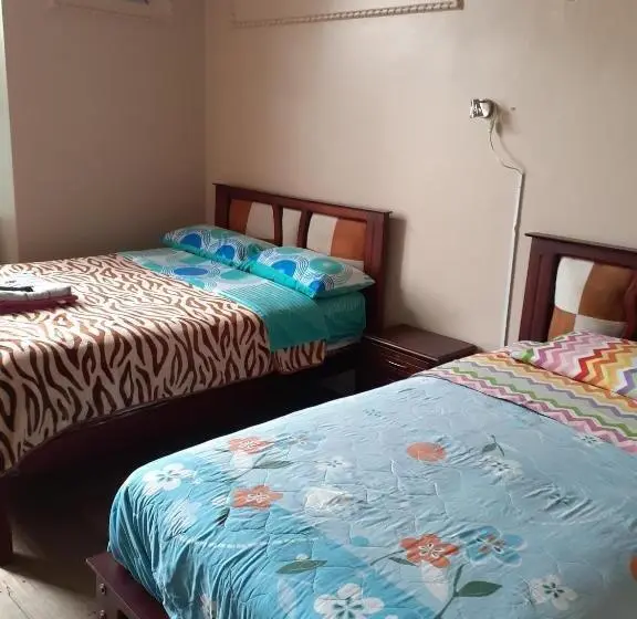 Standard room with outdoor bath, Hostal Mediodia