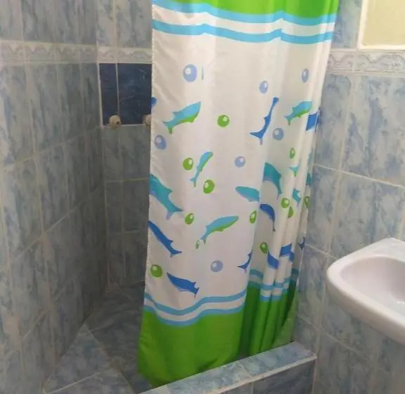 اتاق استاندارد یک نفره, Hostal Mediodia