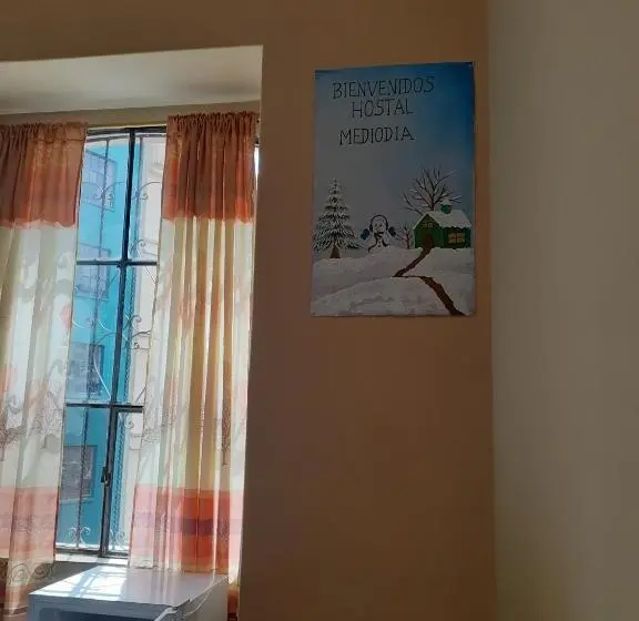 اتاق خانوادگی با چشم‌انداز باغ, Hostal Mediodia