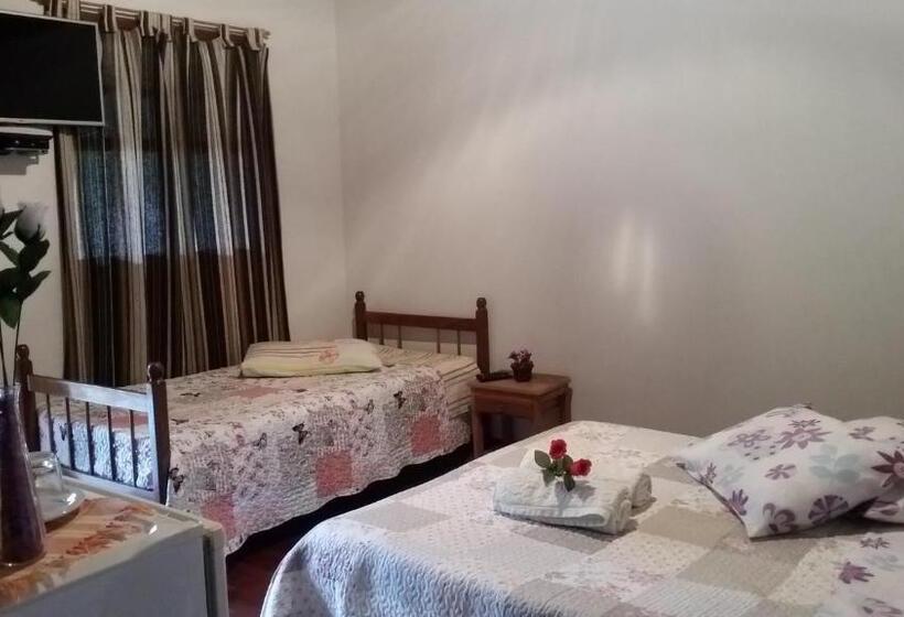 اتاق استاندارد سه نفره, Pousada Nascer