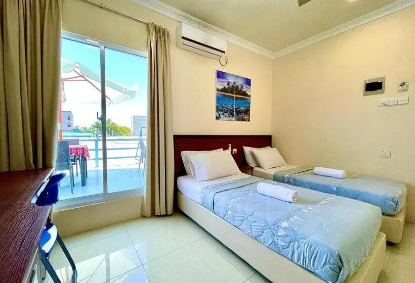 اتاق استاندارد با تراس, Hulhan Gu Lodge