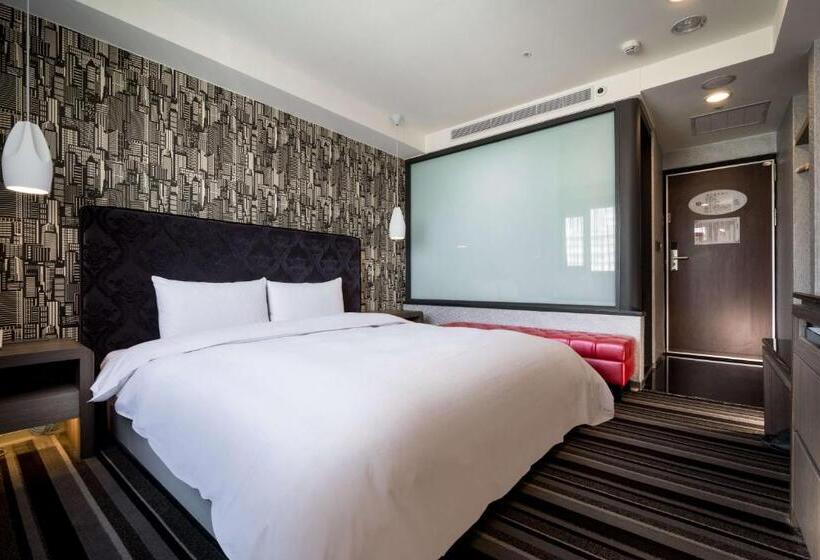 اتاق استاندارد, Jung Zaw Bussiness