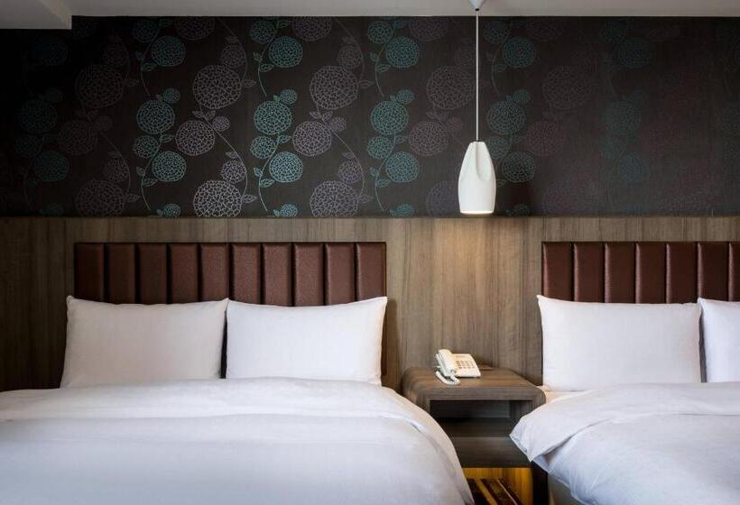 اتاق لوکس چهار تخته, Jung Zaw Bussiness