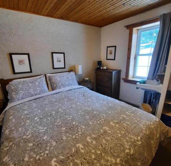 Standard room with outdoor bath, Auberge Schweizer