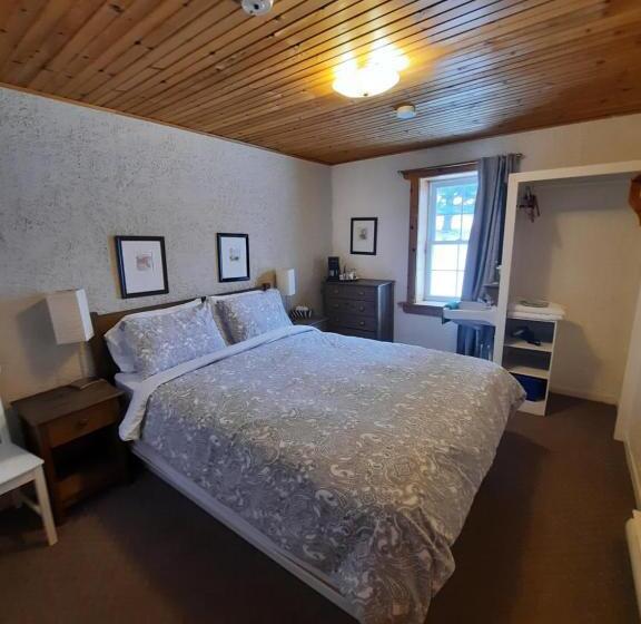Standard room with outdoor bath, Auberge Schweizer