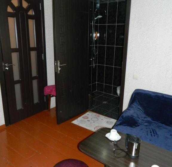 اتاق استاندارد, Castle