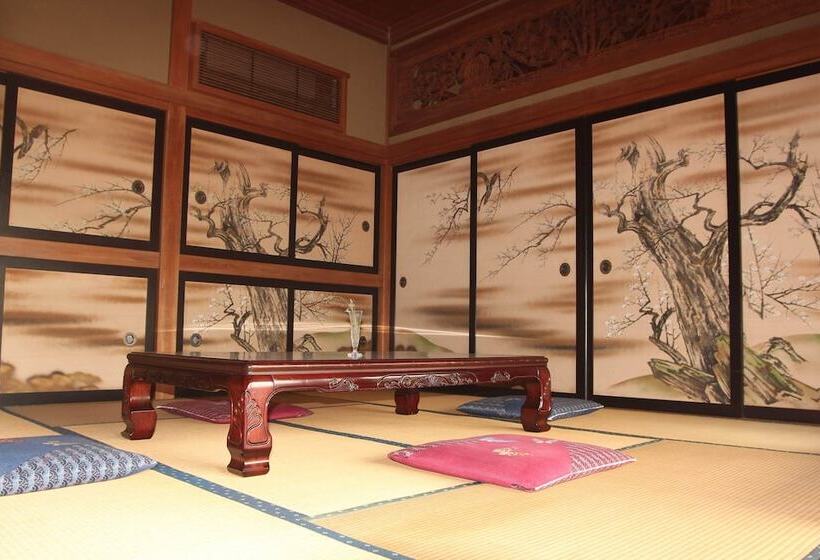 جناح مطلّ علي الحديقة, Kougetsu Sanso    Moon Villa In Tokyo