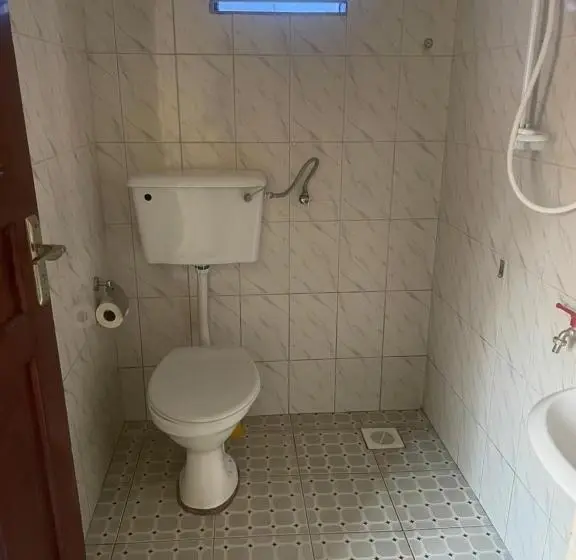 اتاق لوکس, Suba Motel