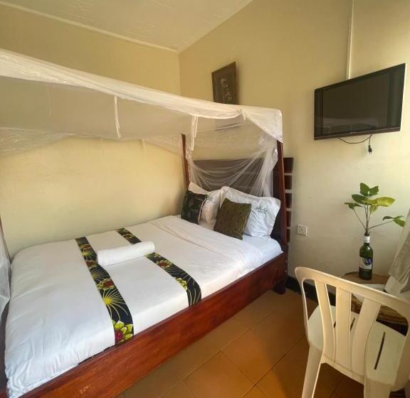 اتاق استاندارد یک نفره, Suba Motel