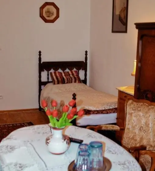 اتاق استاندارد چهار تخته, Penzion U čermáka