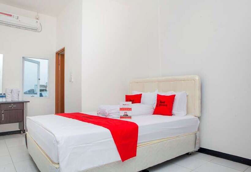 Номер Стандарт, Reddoorz Near Telkom Corporate University