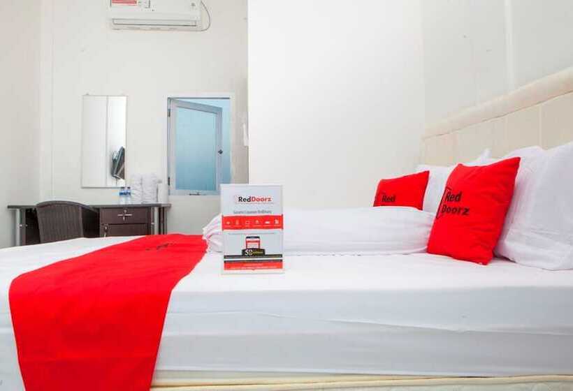 Номер Economy, Reddoorz Near Telkom Corporate University