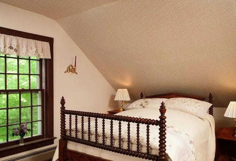 デラックスルーム, The Featherbed Inn