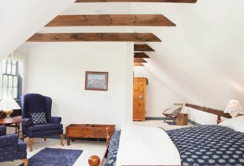 Номер Стандарт, The Featherbed Inn