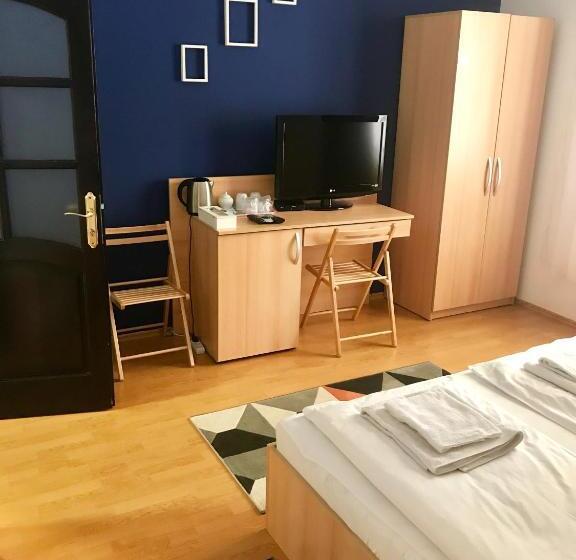 غرفة ديلوكس, Cristi S Rooms   Pensiune