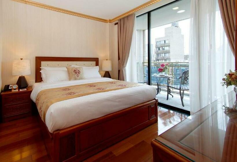 스탠다드 룸 킹사이즈 침대, The Allen