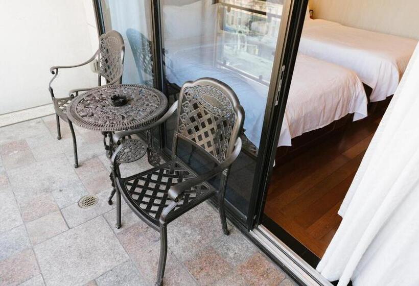 스탠다드 발코니 룸, The Allen