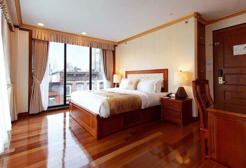 디럭스 룸, The Allen