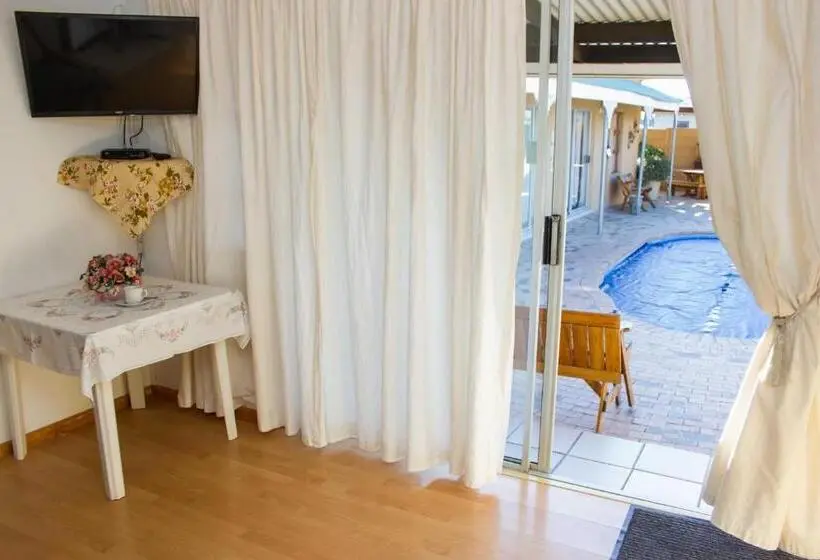 家族用アパートメント, De Helling Self Catering