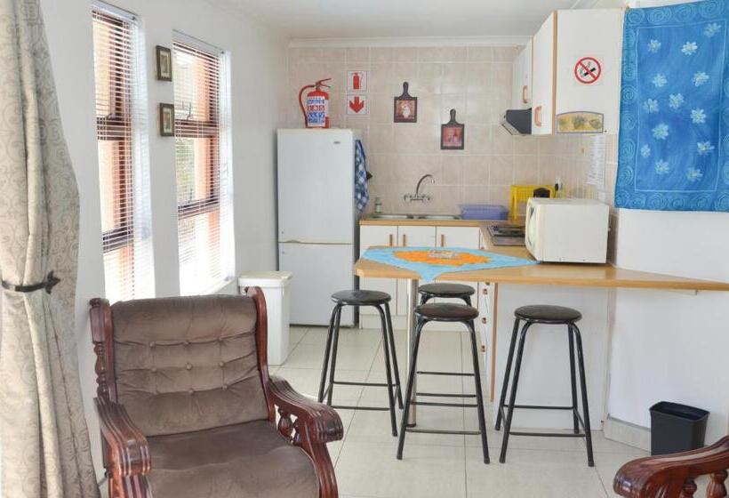 דירת שני חדרים, De Helling Self Catering