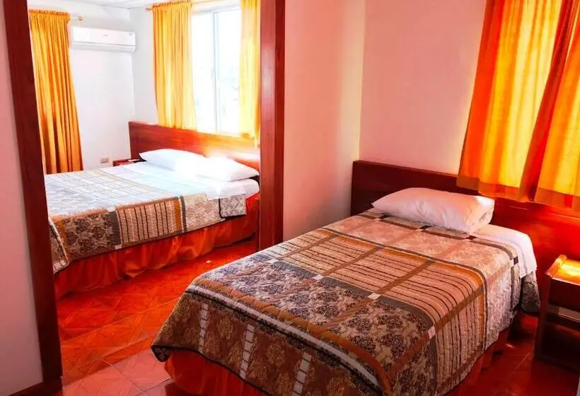 اتاق استاندارد سه نفره, Hostal Muyuyo