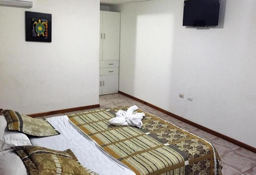 Номер Deluxe, Hostal Muyuyo