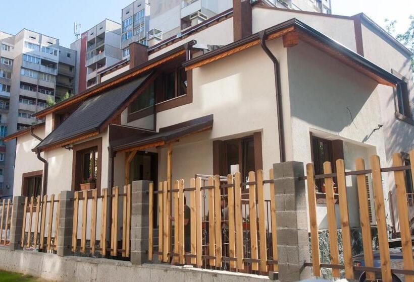 Deluxe Appartement met 1 Slaapkamer, Sofia Family House   Free Parking