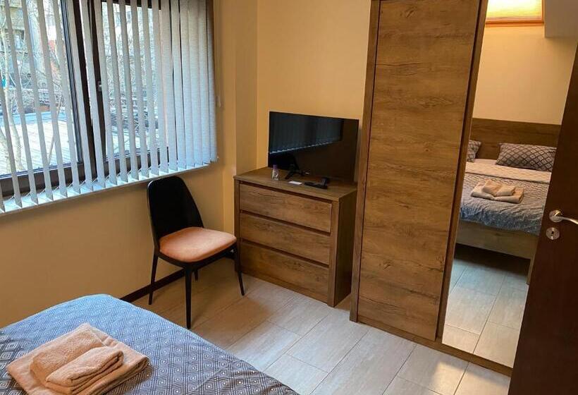 Superior Appartement met 1 Slaapkamer, Sofia Family House   Free Parking