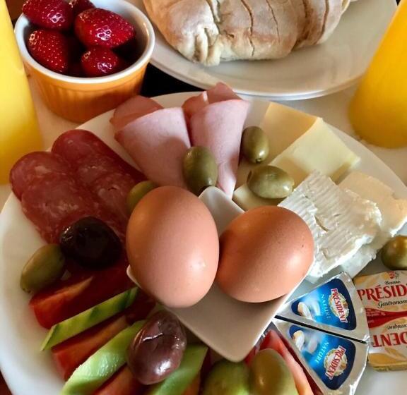 Deluxe Appartement met 1 Slaapkamer, Sofia Family House   Free Parking