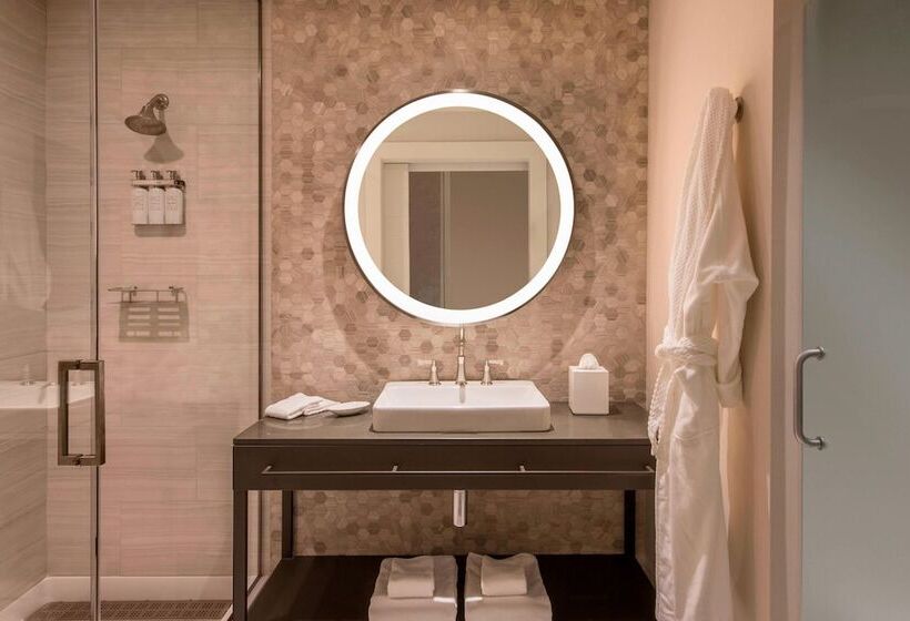 غرفة قياسية سرير مزدوج, The Elizabeth Hotel, Autograph Collection