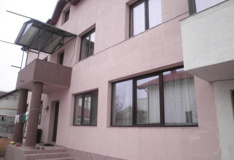 اتاق استاندارد با سرویس بهداشتی مشترک, Casa Didina