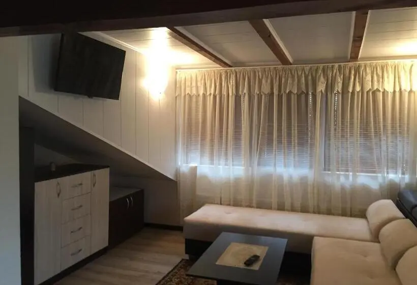 اتاق استاندارد, Guest House Angelkovi