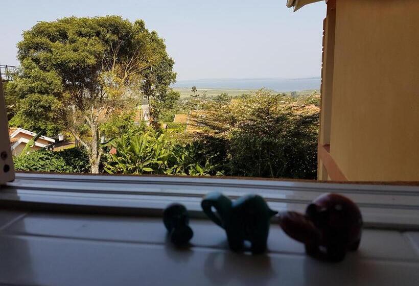 اتاق استاندارد با چشم‌انداز باغ, Pineapple Guest House Entebbe