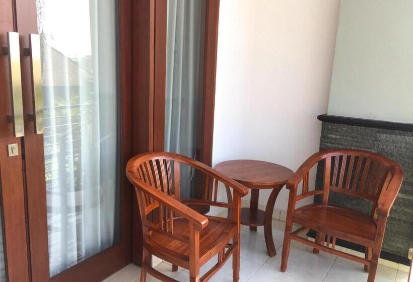 디럭스 룸, Surya Guest House Sanur