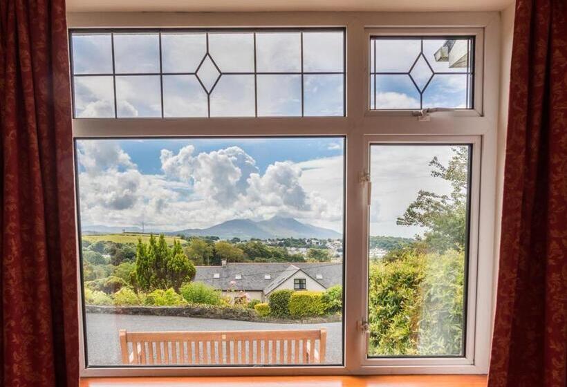 غرفة قياسية حمام مشترك, Westport Heights