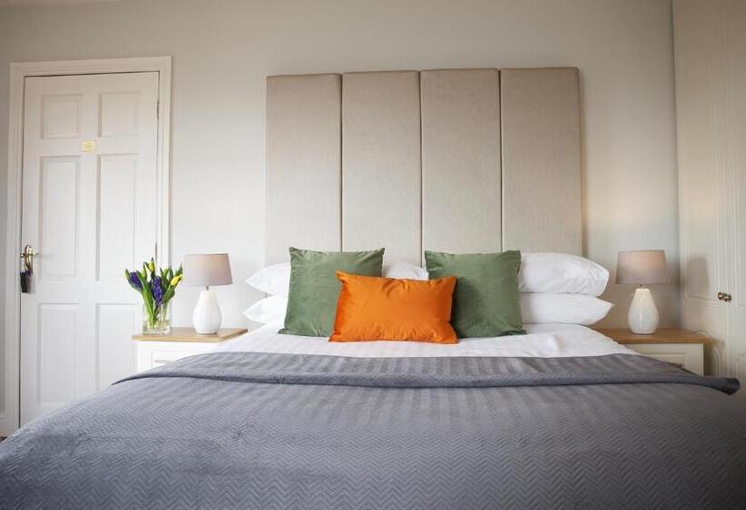 غرفة قياسية مطلّة علي البحر, Westport Heights