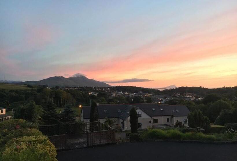 غرفة قياسية مطلّة علي البحر, Westport Heights