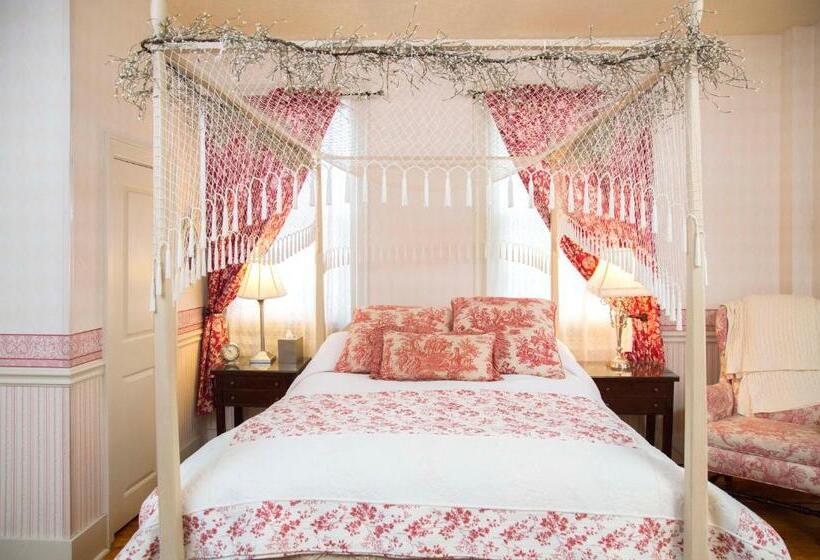 スタンダードルーム, Daniel Stebbins B And B