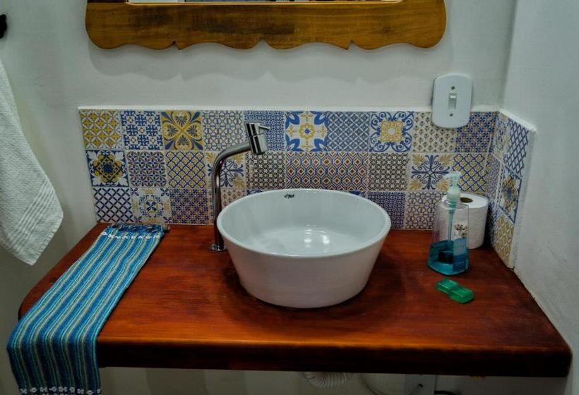 デラックスルーム, Pousada Casa Da Colina