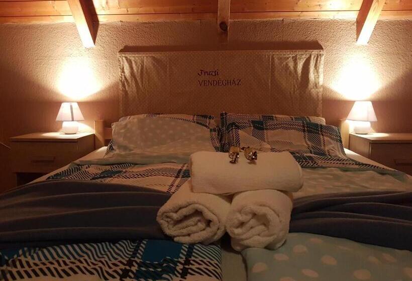 Номер Superior, Fruzsi Vendégház