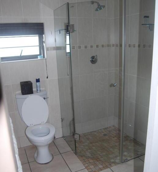 חדר דלוקס, De Charmoy Riverside