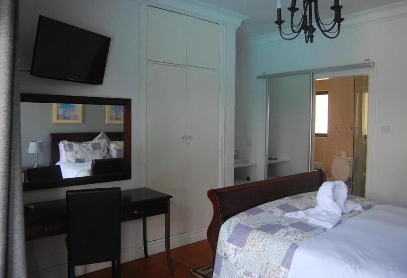 חדר דלוקס, De Charmoy Riverside